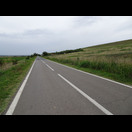 Eine die Ebene unterbrechende Geländestufe